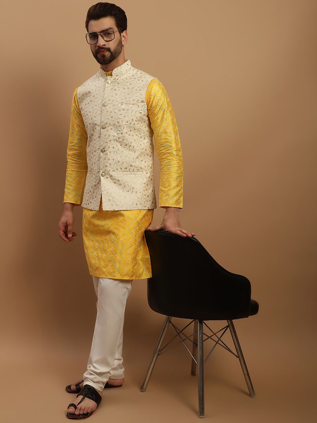 SOJANYA Geometric Embroidered Regular Kurta With Churidar & Nehru Jacket