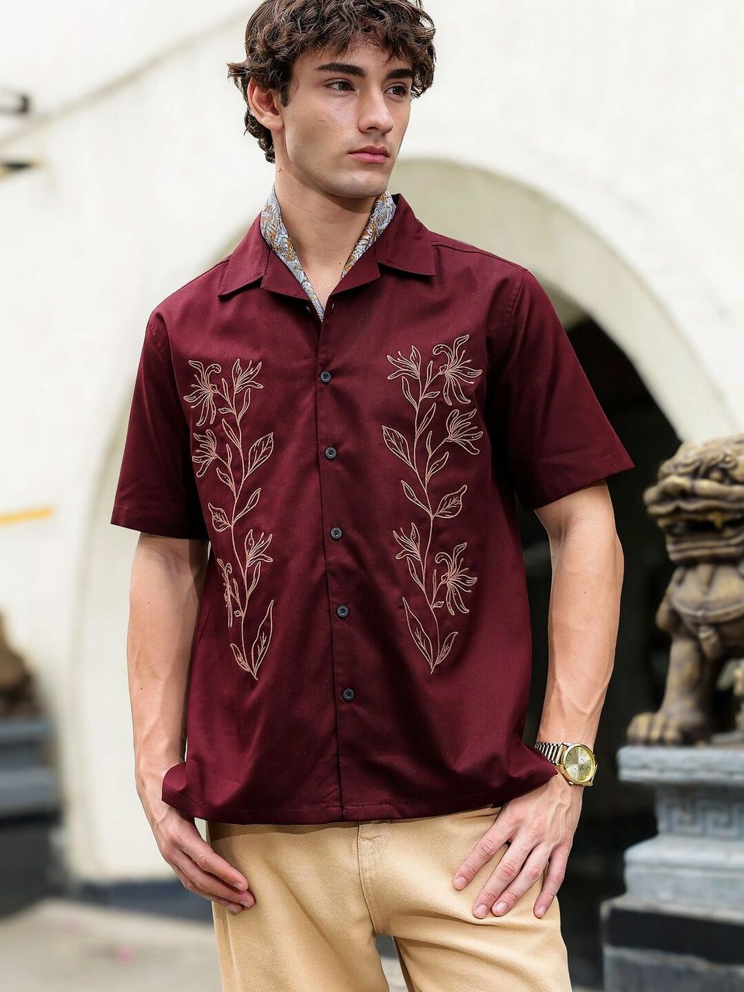 Eszett Men Classic Floral Printed Casual Shirt