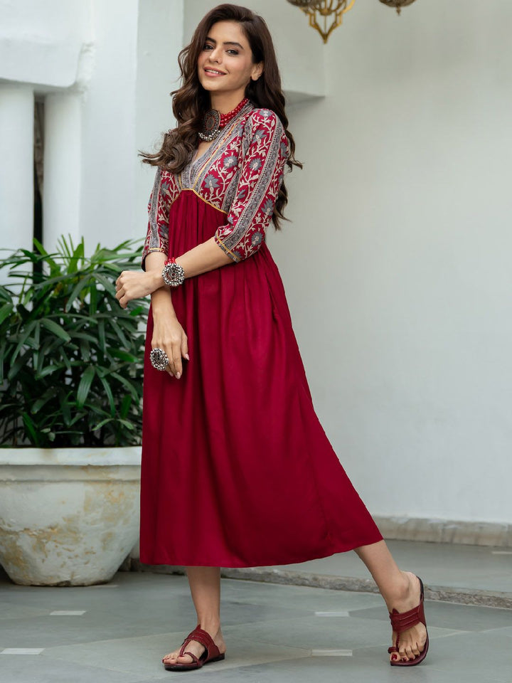 Rustorange Women Maroon & Grey Printed A-Line Dress
