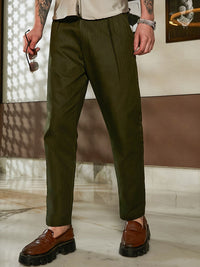 Campus Sutra Men Comfort Pleated Trousers