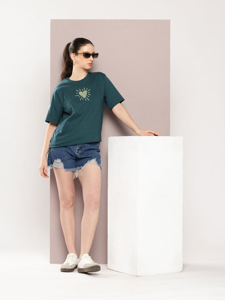 Dillinger Wanita besar sulaman krew tshirt