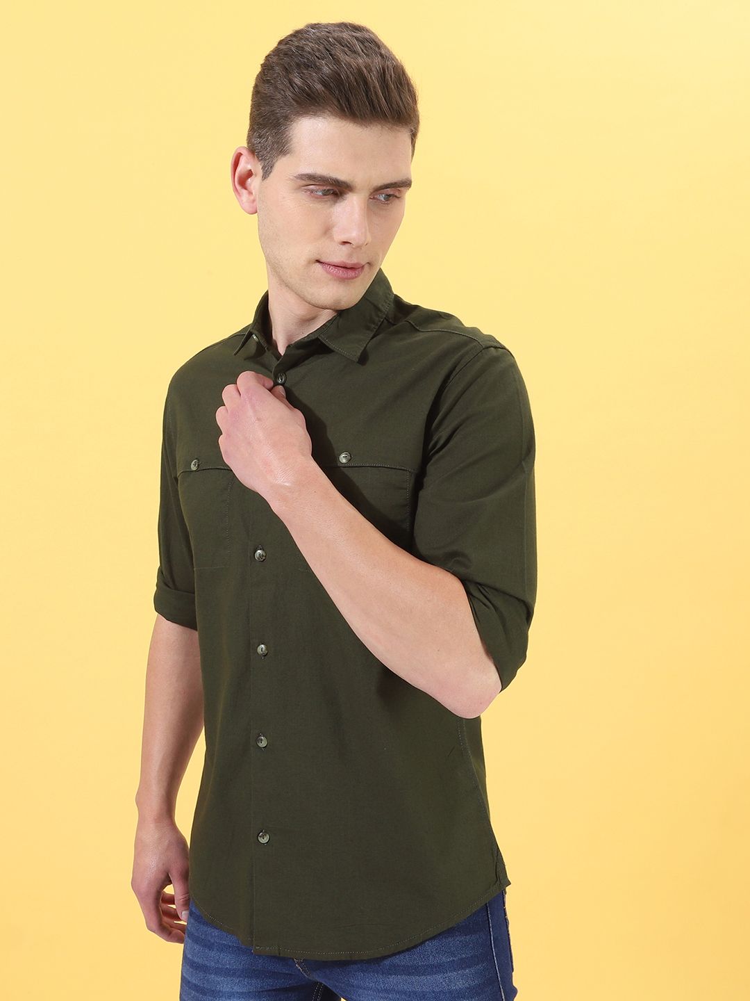 The Indian Garage Co Men Olive Green Slim Fit Solid Casual Shirt