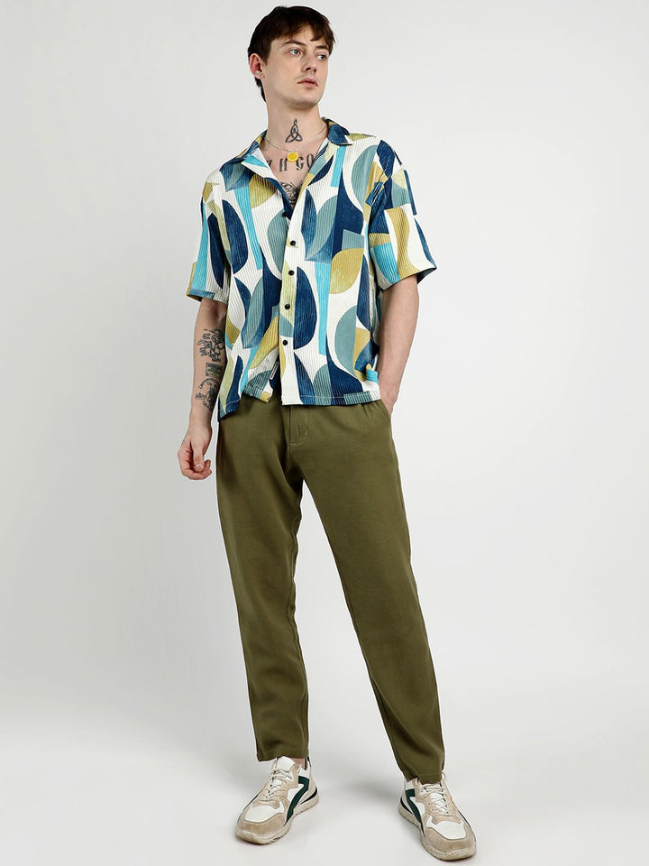 Campus Sutra Men Comfort Cuban Collar Abstract Curves Oversized Casual Shirt