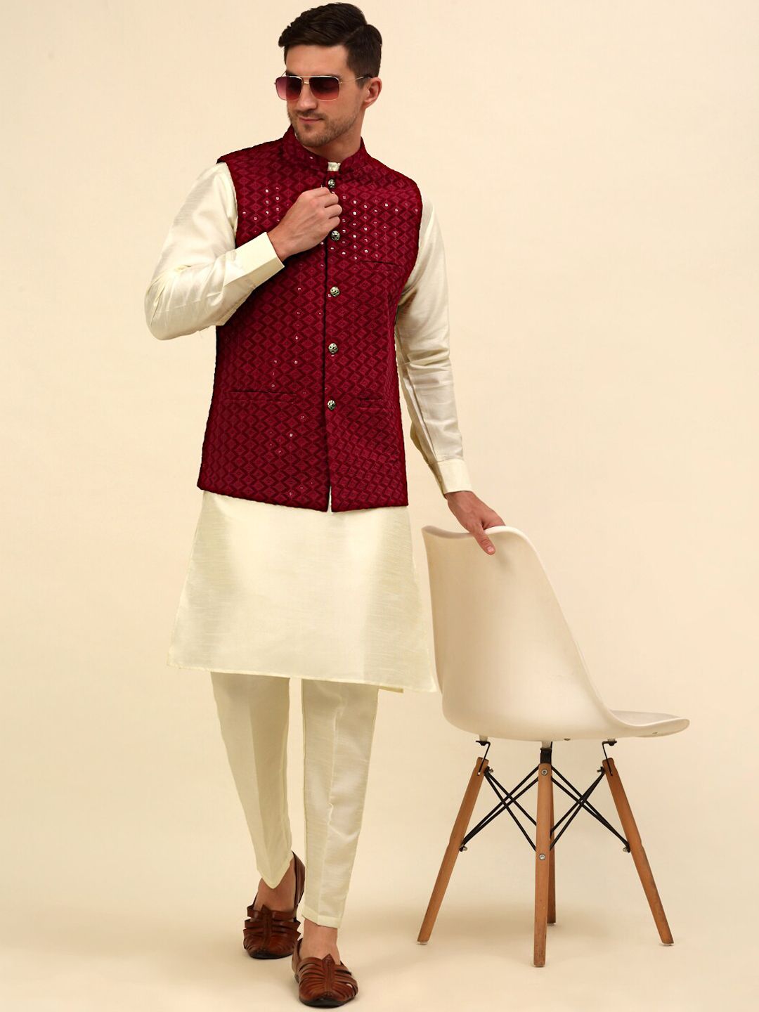 Anouk Maroon Embroidered Sequinned Nehru Jacket