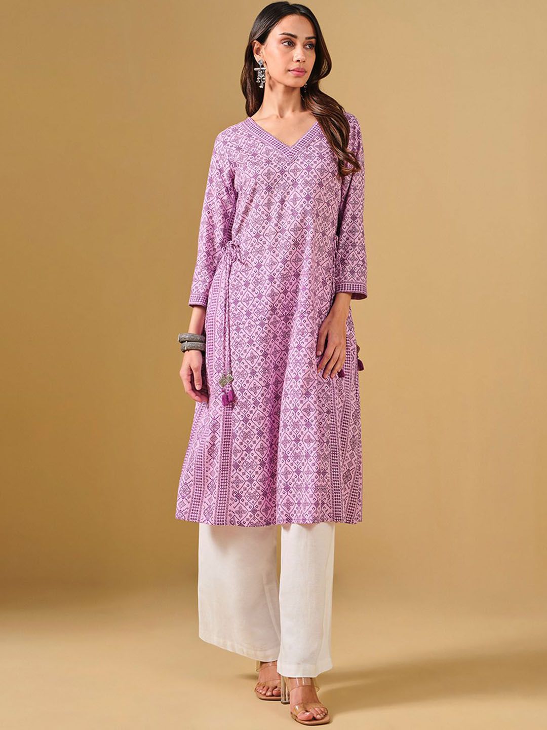 Global Desi Ethnic Motifs Printed V-Neck A-Line Kurta