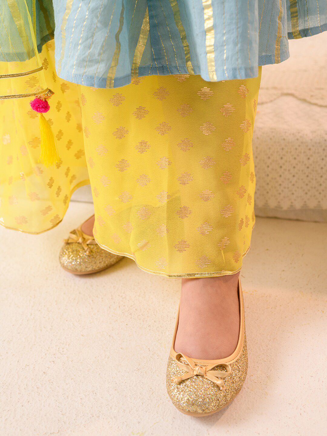 pspeaches Girls Printed Regular Pure Cotton Kurta with Pyjamas & Dupatta