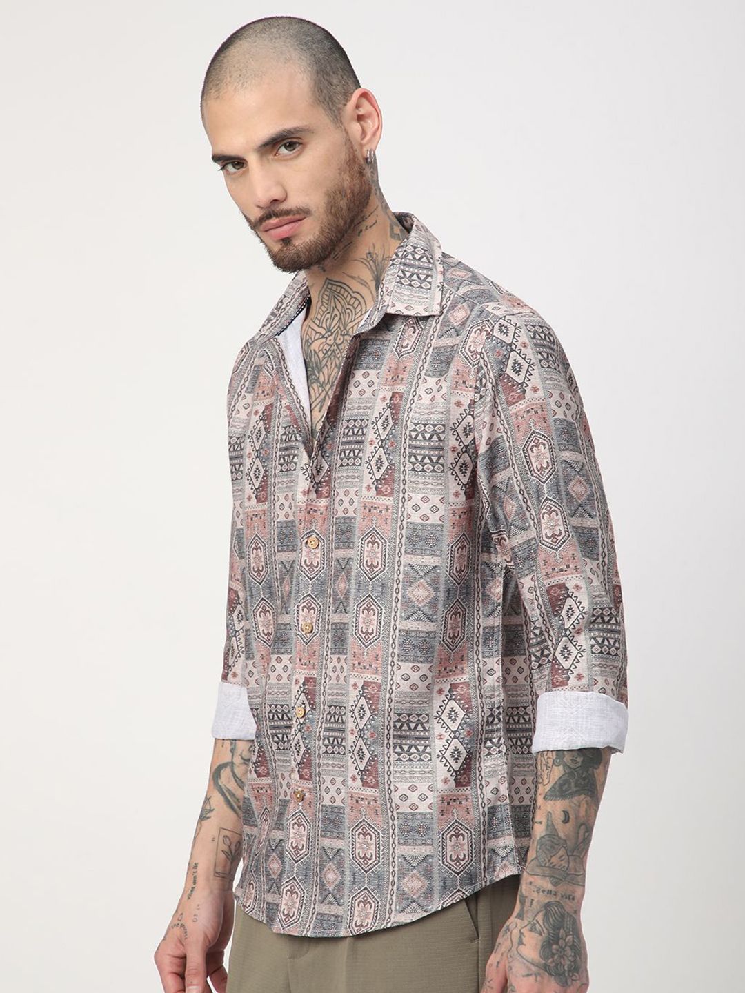 VASTRADO Men Classic Fit Spread Collar Abstract Printed Cotton Casual Shirt