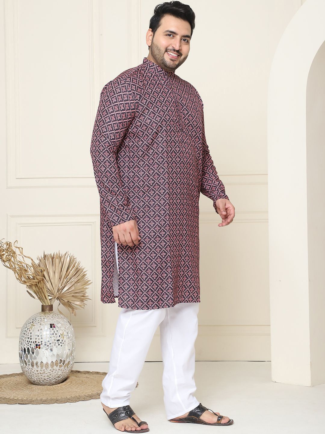 SOJANYA PLUS Ethnic Motifs Band Collar Straight Kurta With Pajamas
