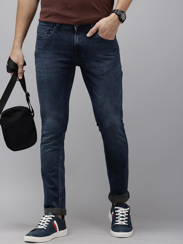 Spykar Men Skinny Slim Fit Low Low Light Fade Jeans Regangan
