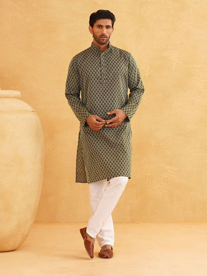SOJANYA Men Green & Gold-Toned Ethnic Motifs Jacquard Kurta