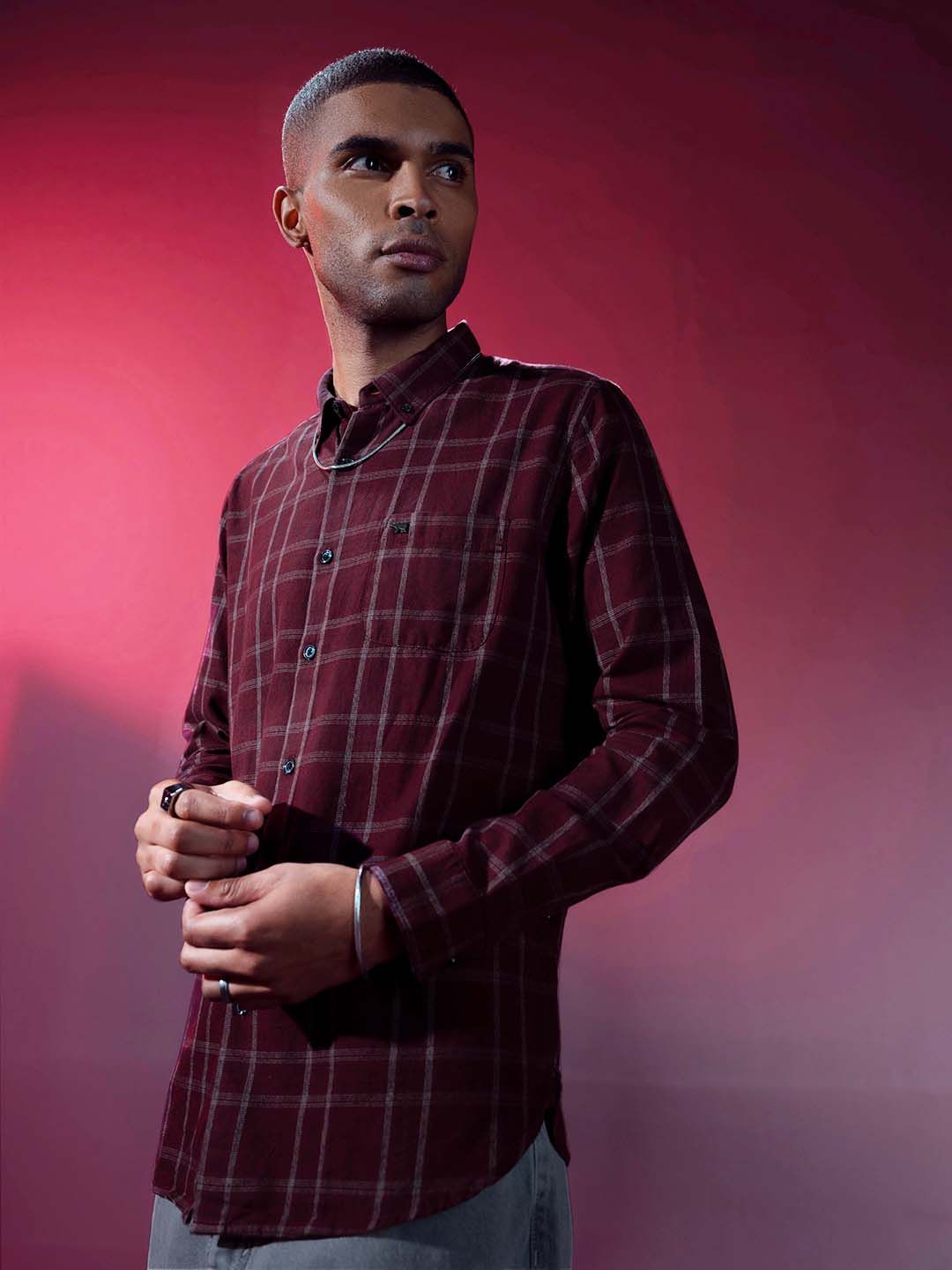 THE BEAR HOUSE Men Maroon & Grey Slim Fit Solid Casual Shirt