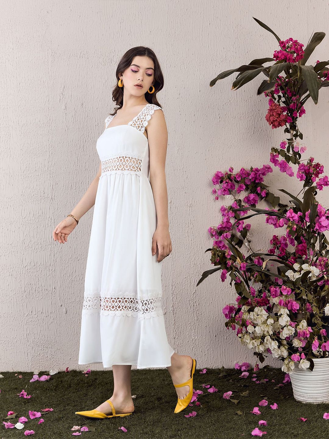 Berrylush Women Square Neck Fit & Flare Midi Dress