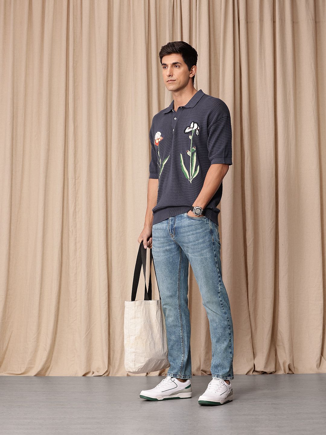 Mr Bowerbird Men Slim Fit Mid-Rise Heavy Fade Stretchable Jeans
