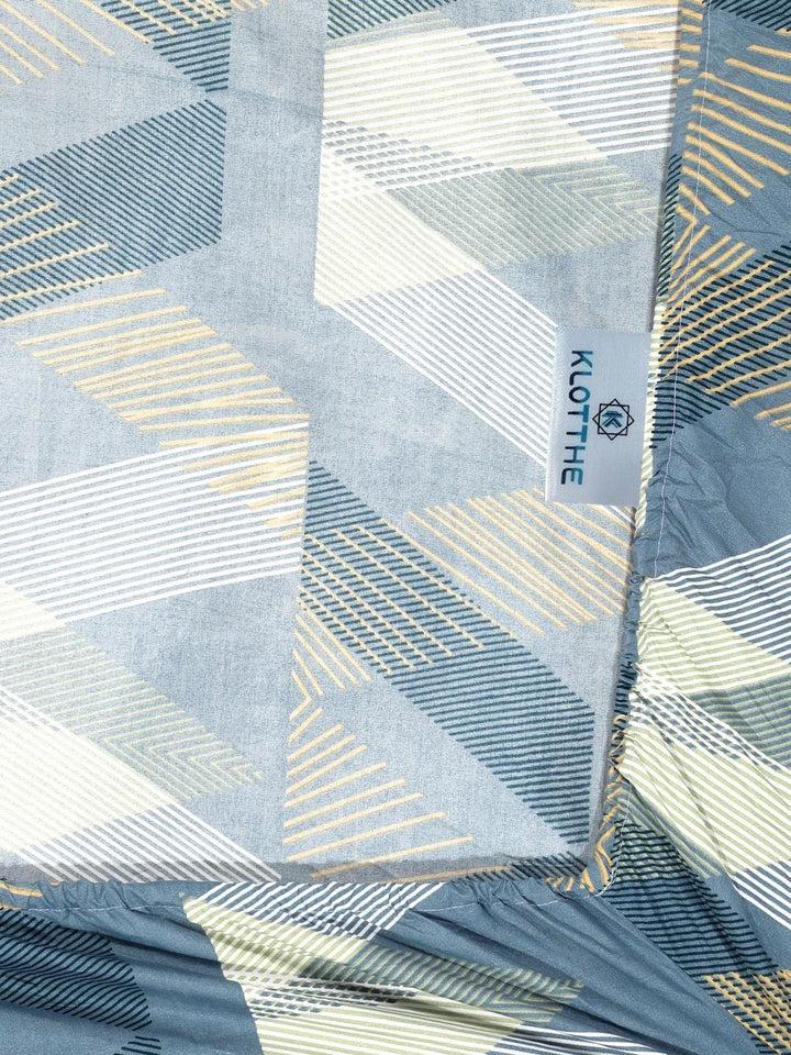 KLOTTHE Turquoise Blue 300 TC Fitted Double Bedsheet with 2 Pillow Covers-250 x 225 cm