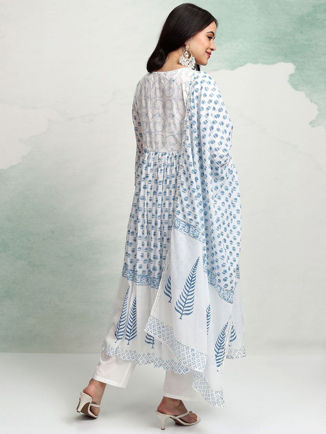 Vishudh Ethnic Motifs Embroidered Gotta Patti Pure Cotton Kurta With Trousers & Dupatta