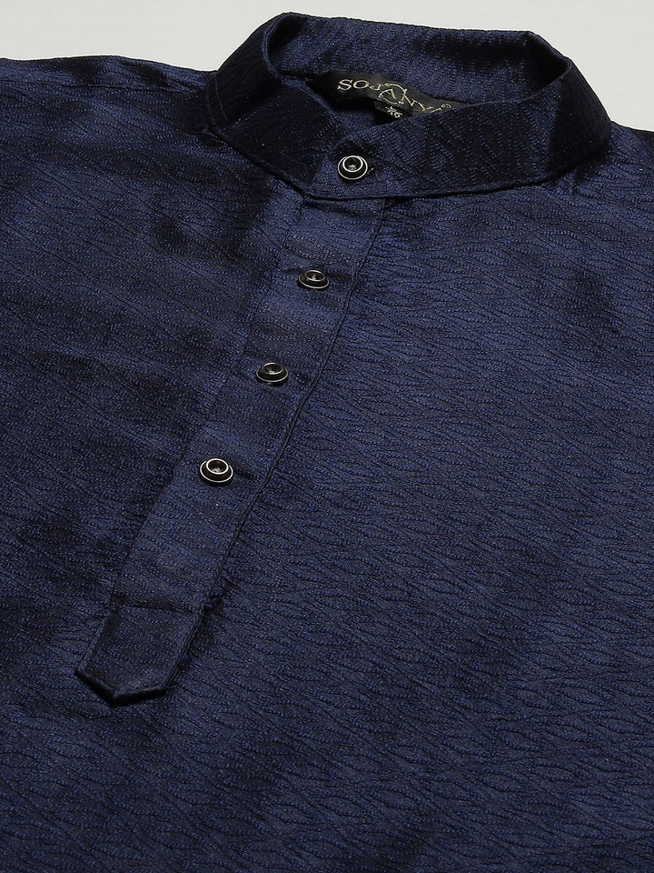 SOJANYA Men Navy Blue Woven Design Indigo Kurta