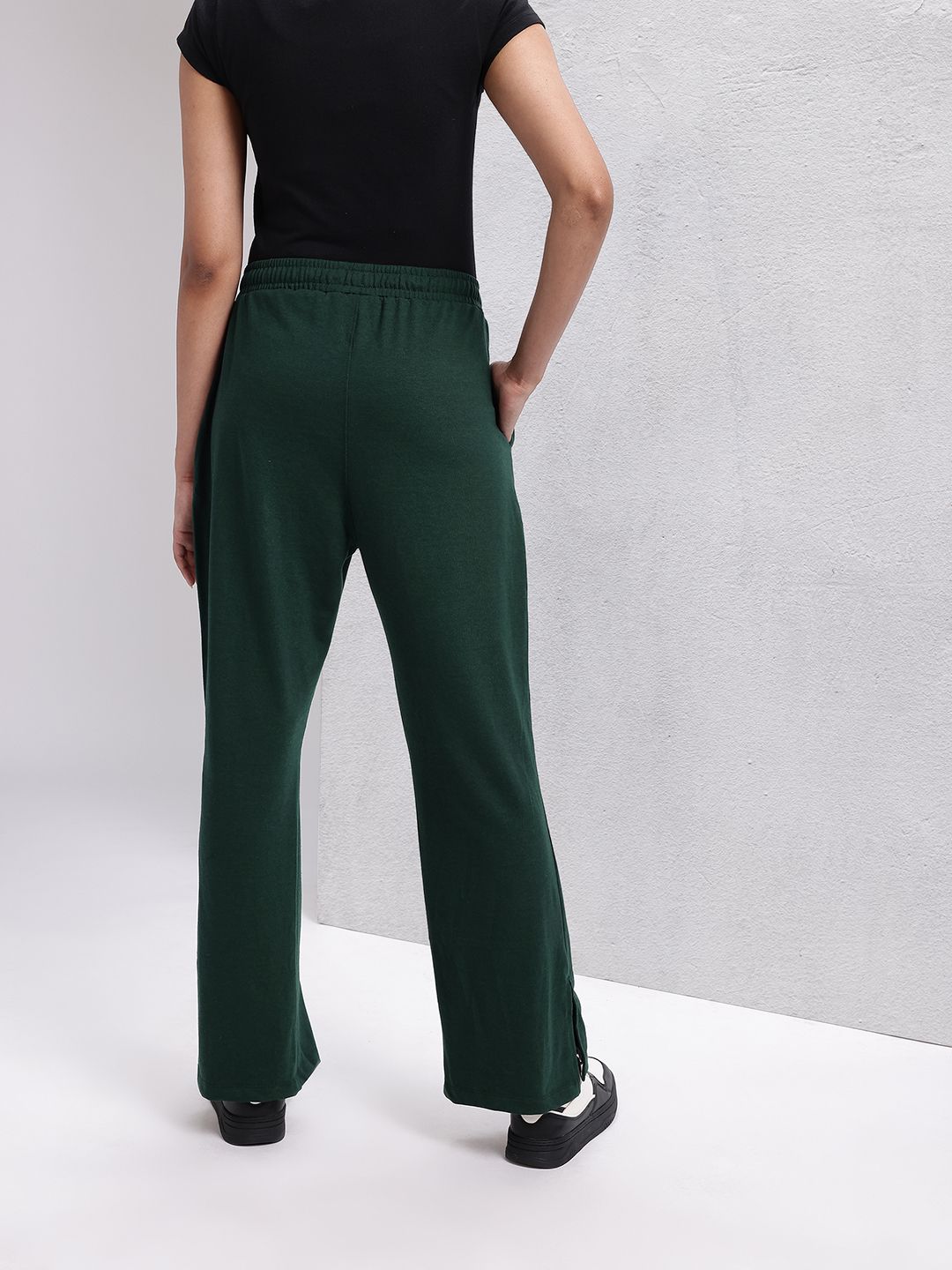 HRX by Hrithik Roshan Women Lifestyle Side Stripes Track Pants