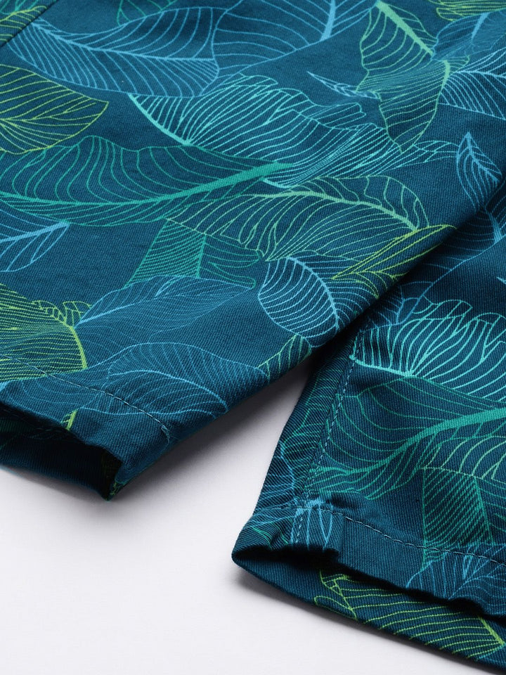 The Indian Garage Co Men Teal Blue & Green Printed Slim Fit Shorts
