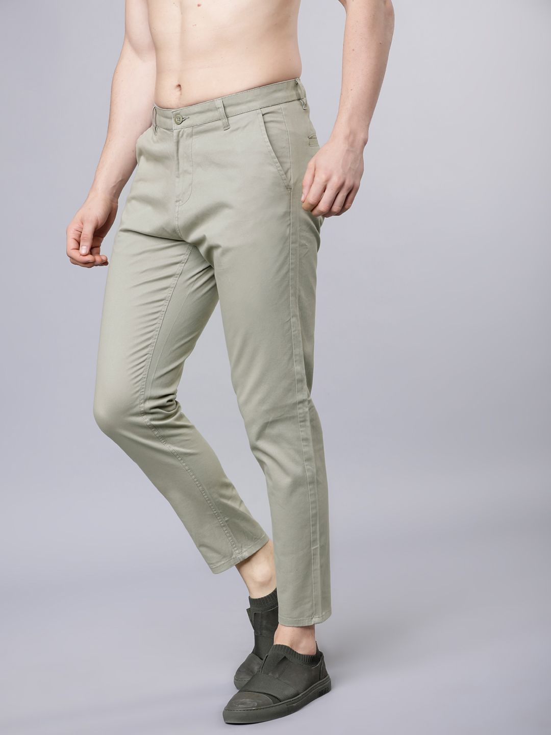 HIGHLANDER Men Olive Green Tapered Fit Chinos