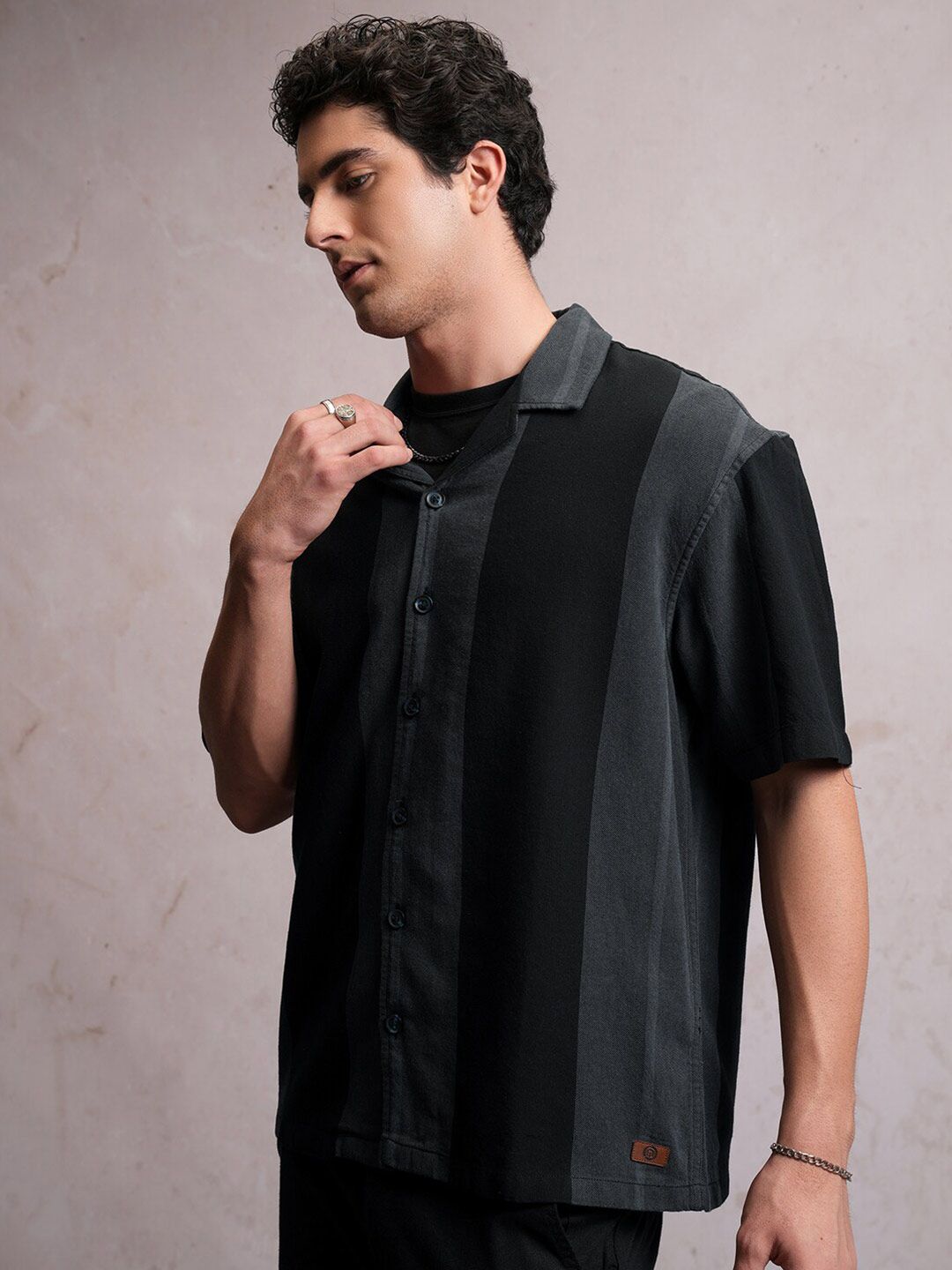 LOCOMOTIVE Dobby Textured Striper Camp Collar Oversized Shirt