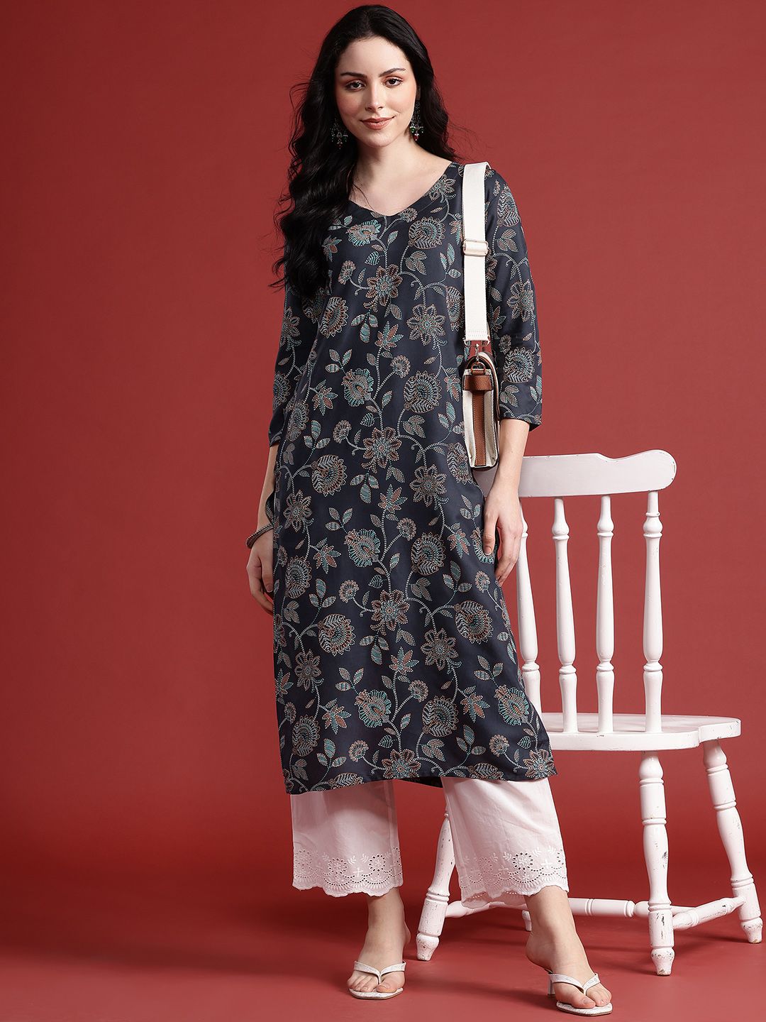 Anouk Floral Printed Straight Kurta