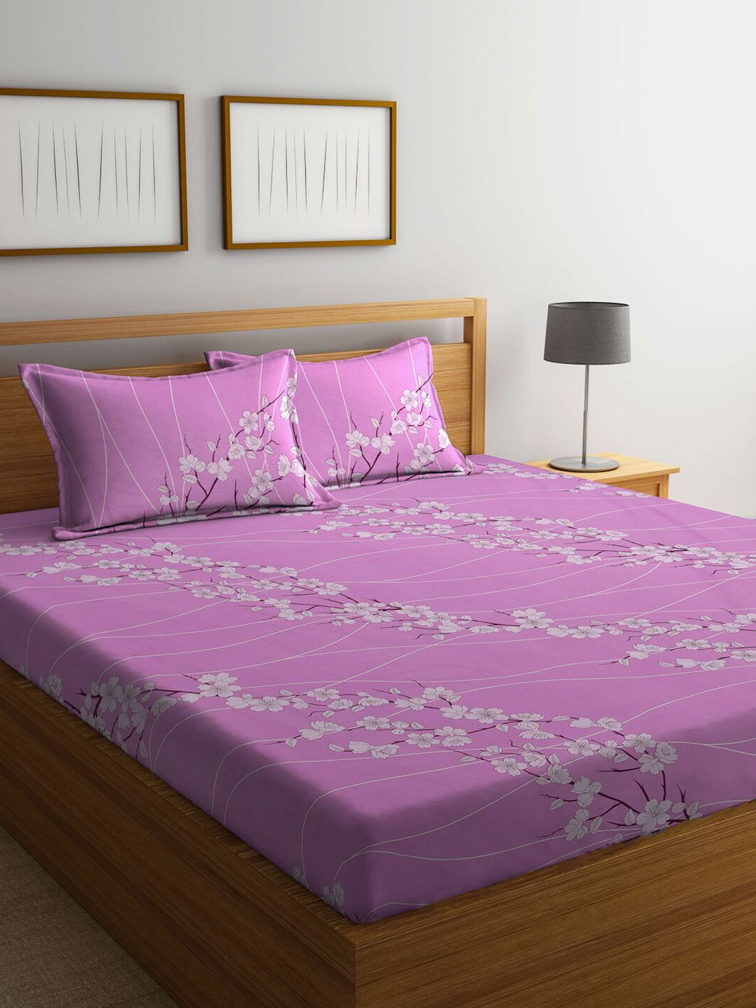 KLOTTHE Purple & White Floral Pure Cotton 400 TC Double King Bedsheet With 2 Pillow Covers