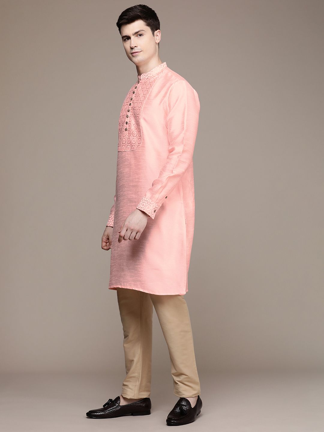 House of Pataudi Ethnic Motifs Yoke Design Sequinned Jashn Kurta