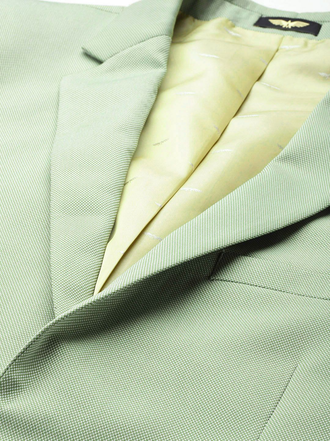 Parti Park Avenue Blazer & Trouser dengan Pakaian Pakaian