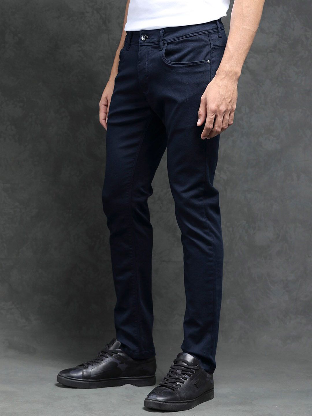 RARE RABBIT Men Saton Slim Fit Cotton Jeans