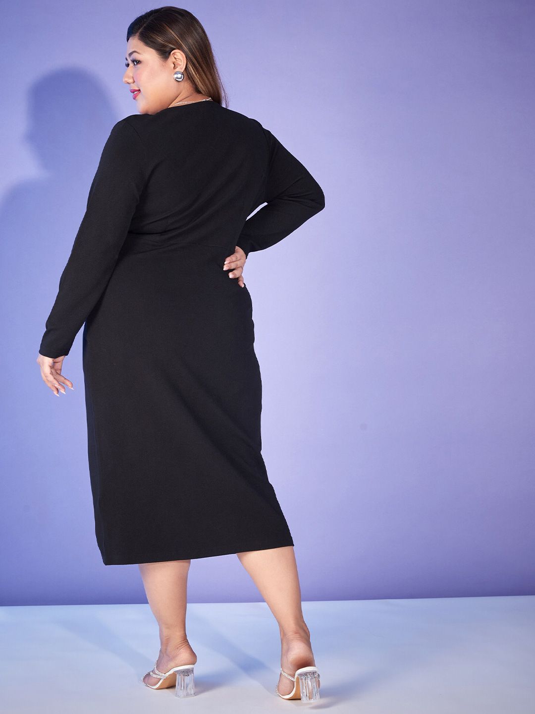 SASSAFRAS Curve Plus Size Black V-Neck Sheath Midi Dress