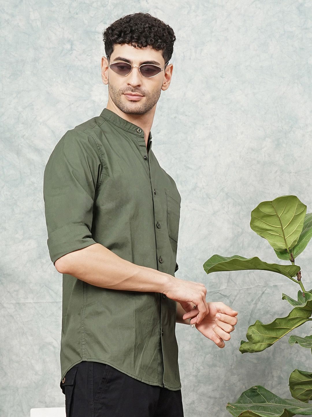The Indian Garage Co Men Regular Fit Opaque Casual Shirt