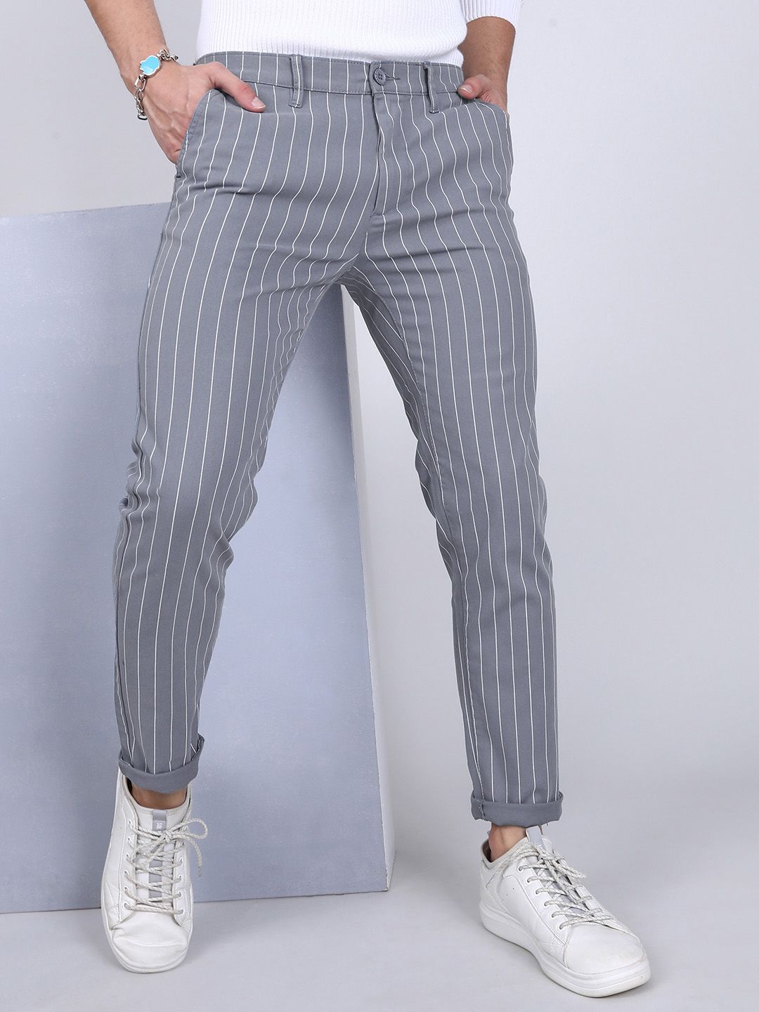 The Indian Garage Co Men Blue & White Slim Fit Striped Regular Trousers