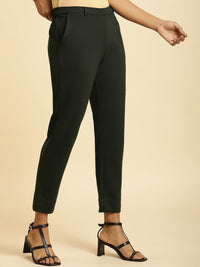 W Women Plain Slim Fit Cropped Regular Trousers