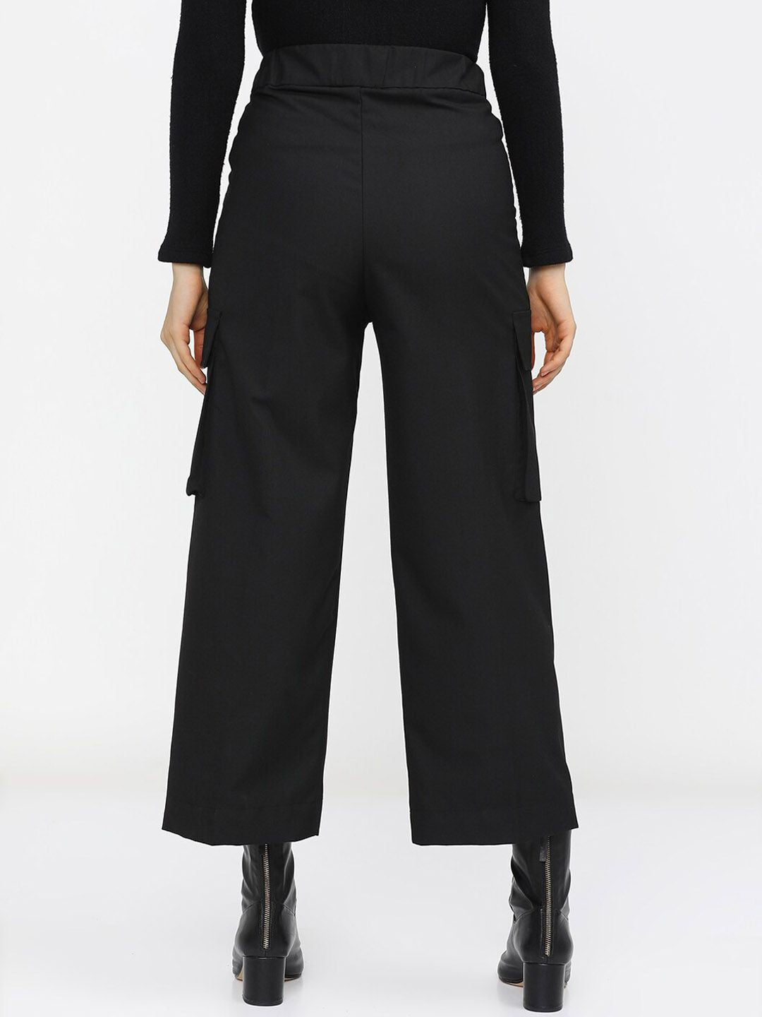 Tokyo Talkies Women Black Straight Fit Cargos Trousers