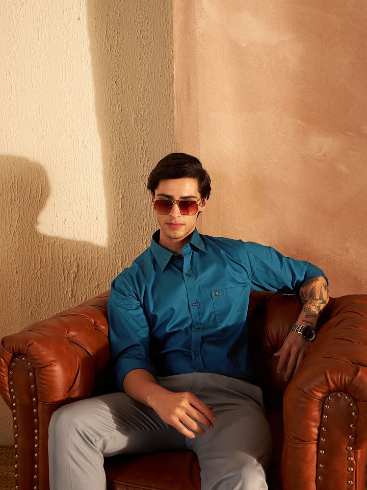DENNISON Smart Spread Collar Cotton Casual Shirt