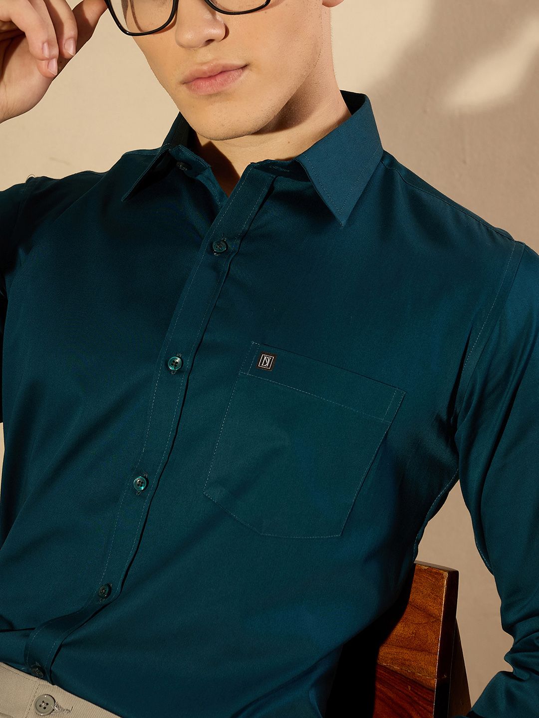 DENNISON Smart Solid Opaque Pure Cotton Satin Shirt
