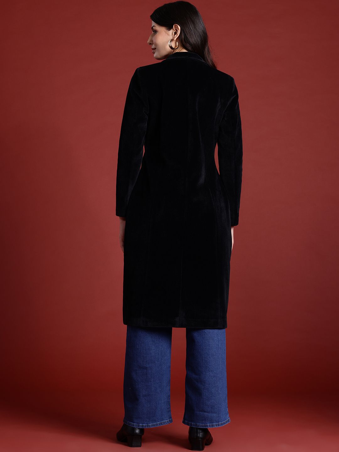 Semua Mengenai Anda Velvet Finish Stand Collar Longline Overcoat