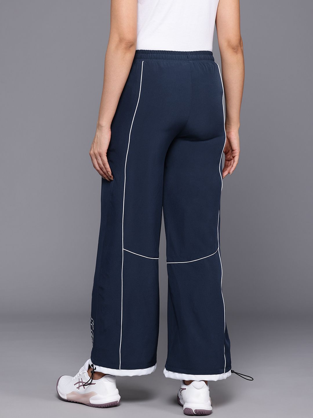 HRX by Hrithik Roshan Women Mid-Rise Lifestyle Track Pants with Toggle Hem