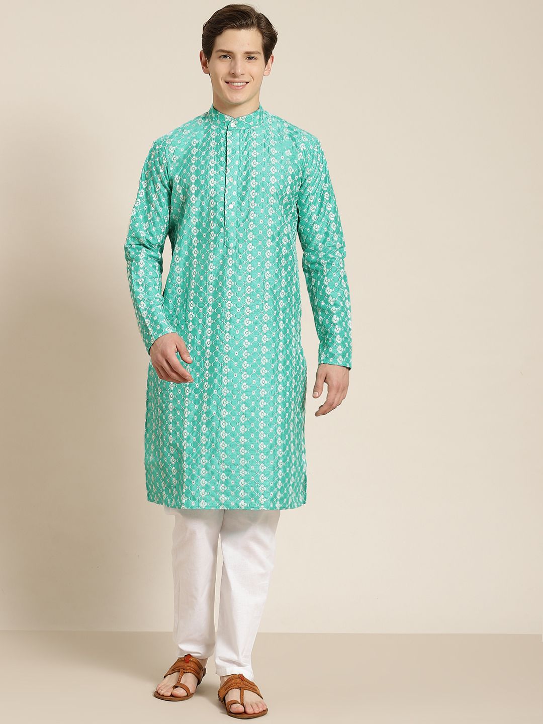SOJANYA Men Green & White Ethnic Motifs Embroidered Kurta