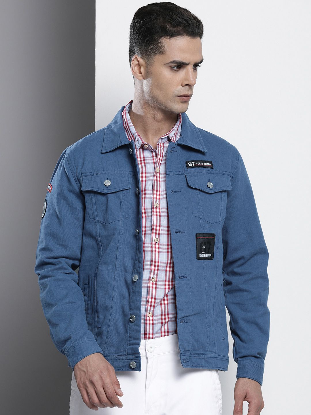 The Indian Garage Co Men Slim Fit Denim Trucker Jacket with Double Flap Pockets