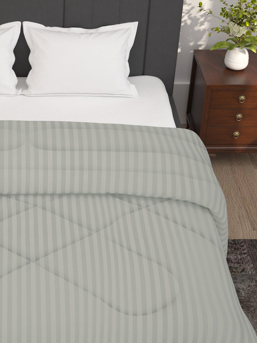Story@home Grey Striped 180 GSM Ac Room Reversible Double Bed Comforter