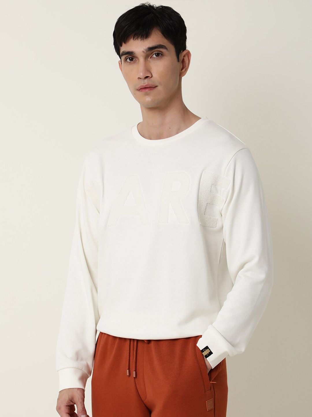 RARE RABBIT Men Norman Slim Fit Sweatshirt