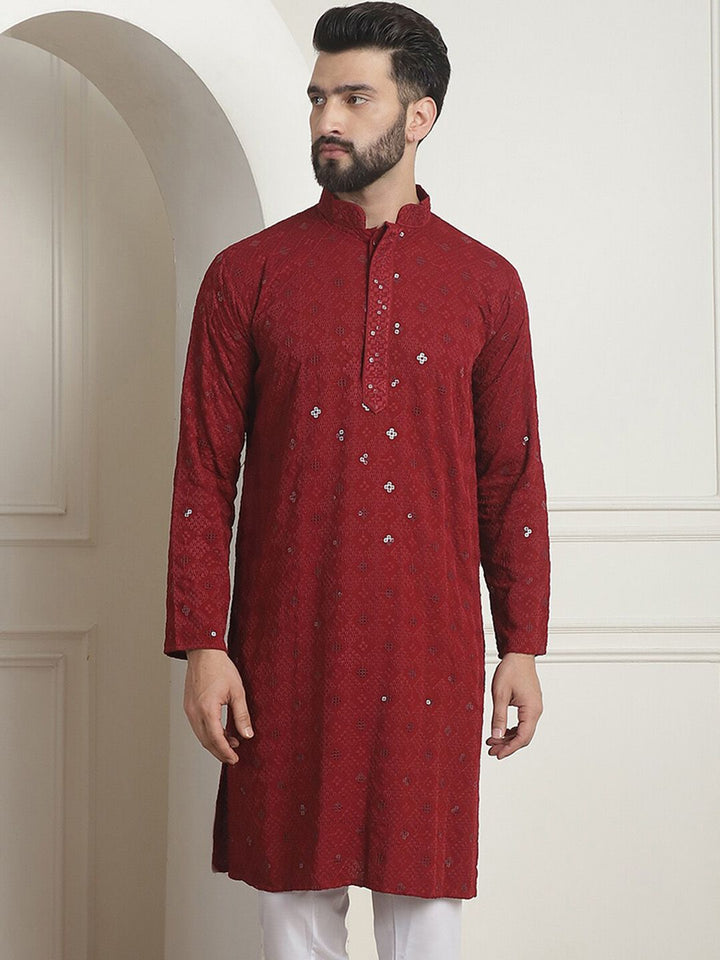 SOJANYA Geometric Mandarin Collar Long Sleeves Thread Work Cotton Kurta