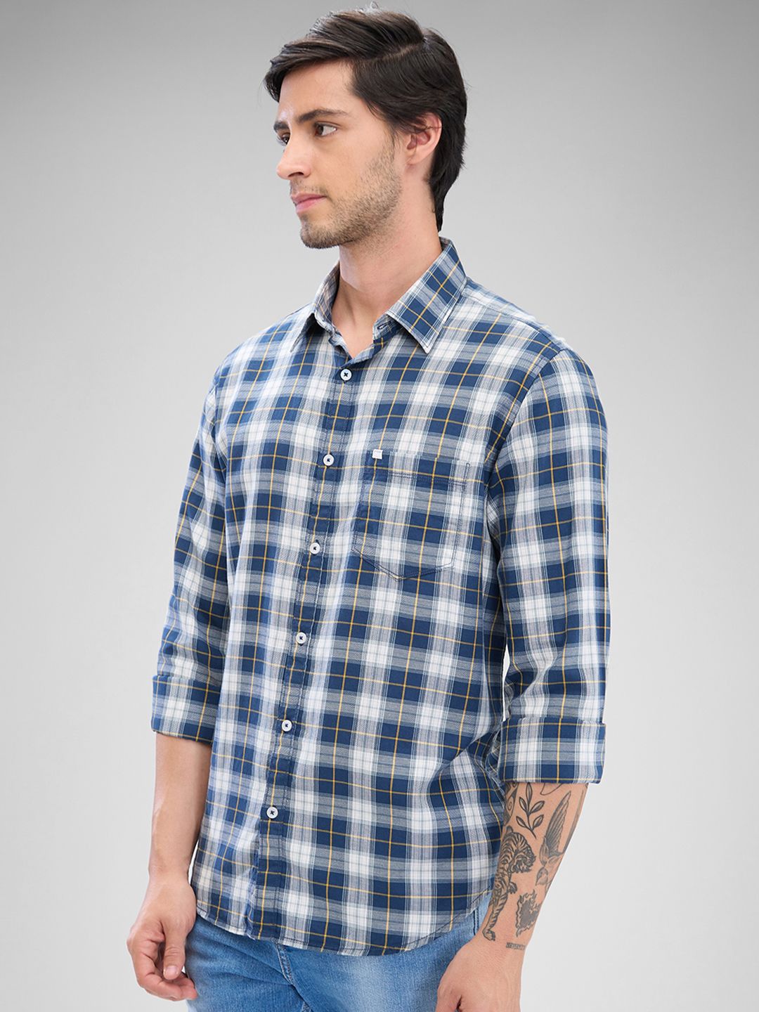 SPYKAR Men Slim Fit Tartan Checks Opaque Checked Casual Shirt