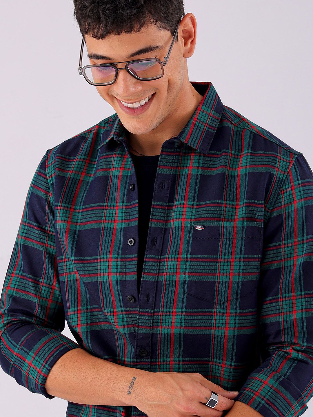 The Indian Garage Co Men Spread Collar Tartan Checked Cotton Slim Fit Casual Shirt