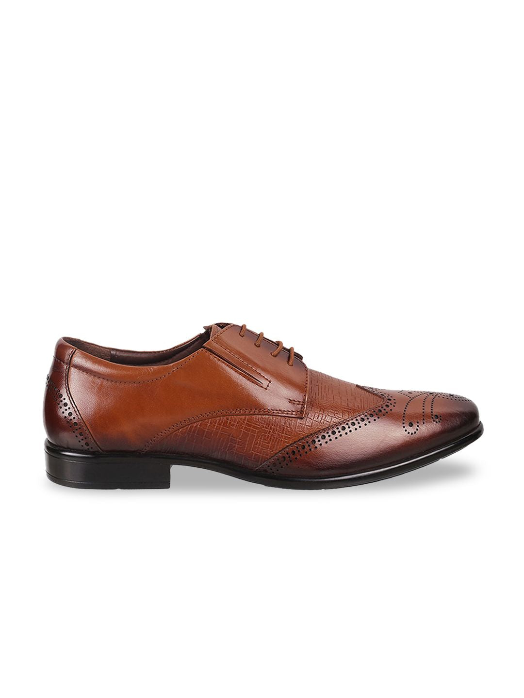 Mochi Men Textured Leather Formal Brogues