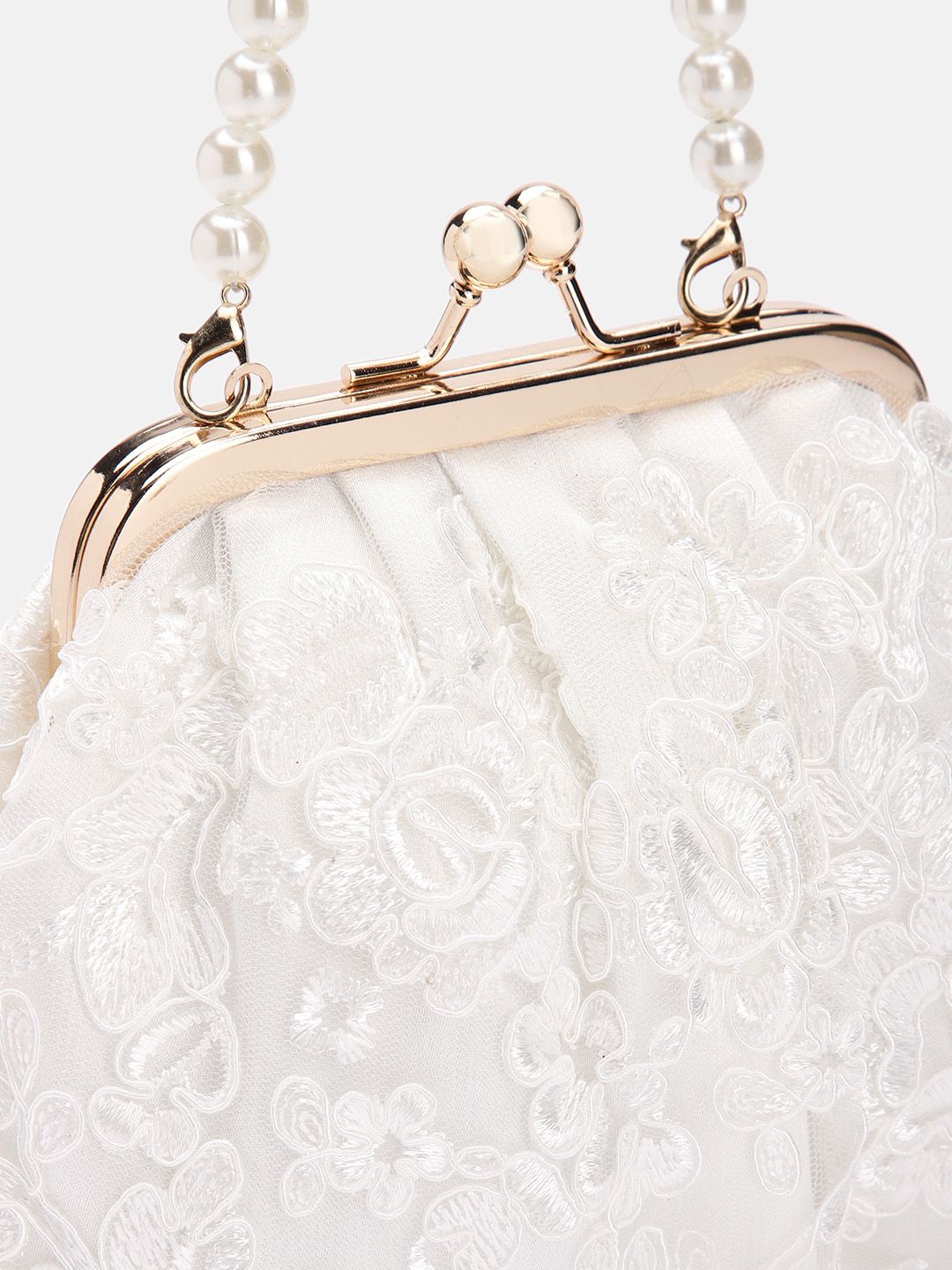 Lino Perros Women Floral Embroidered Purse