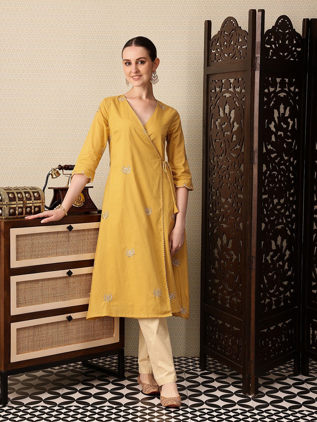 House of Pataudi Pure Cotton Floral Embroidered Sequinned Angrakha Jashn Kurta