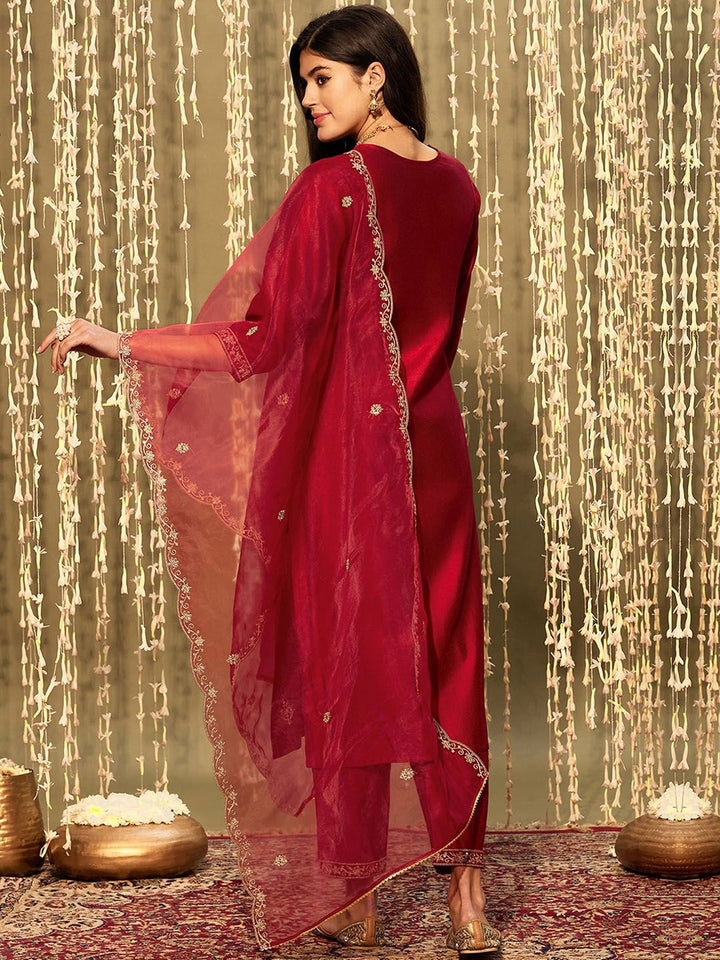 Indo Era Ethnic Motifs Embroidered Thread Work Kurta With Trousers & Dupatta