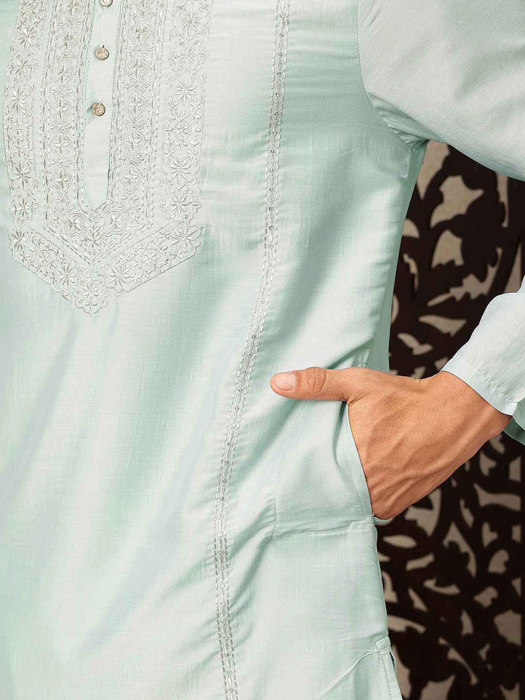 House of Pataudi Floral Embroidered Sequinned Straight Jashn Kurta